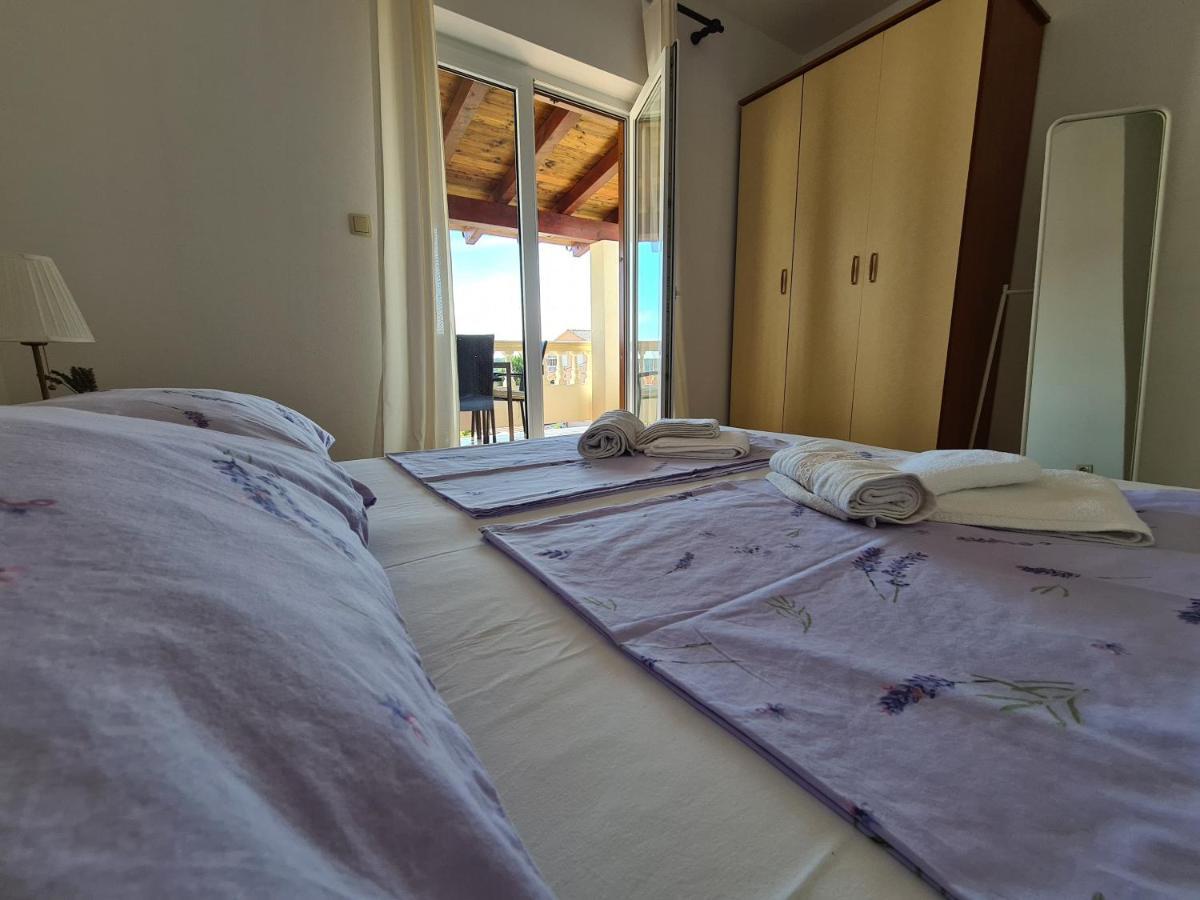 Apartman Karmen Barbat na Rabu Buitenkant foto