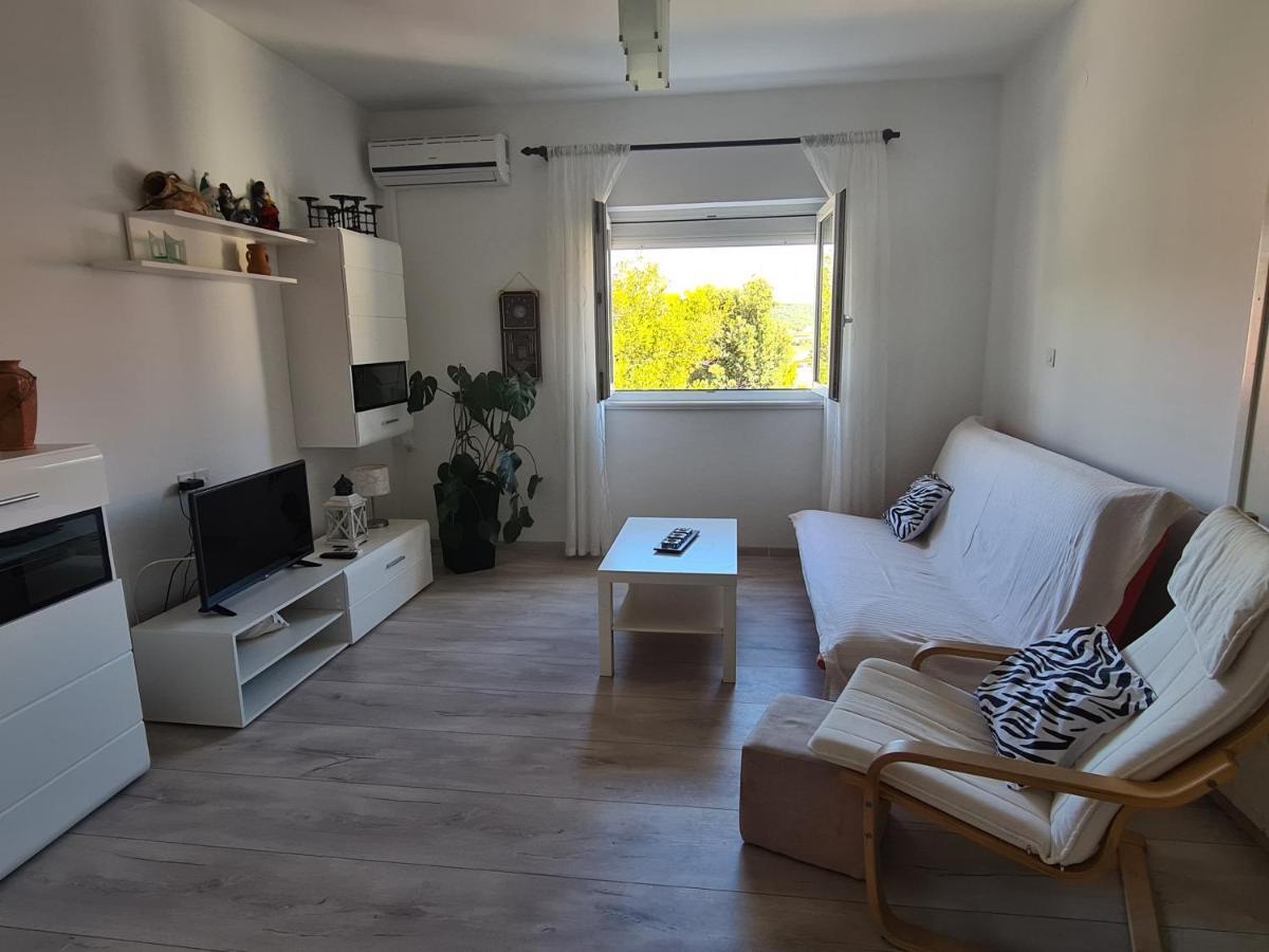 Apartman Karmen Barbat na Rabu Buitenkant foto